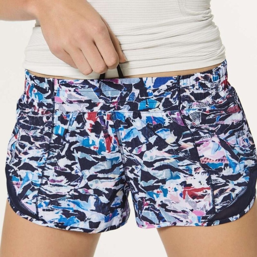 Lululemon Hotty Hot Short II Long 4" Culture Clash Multi Color Print W7AJU